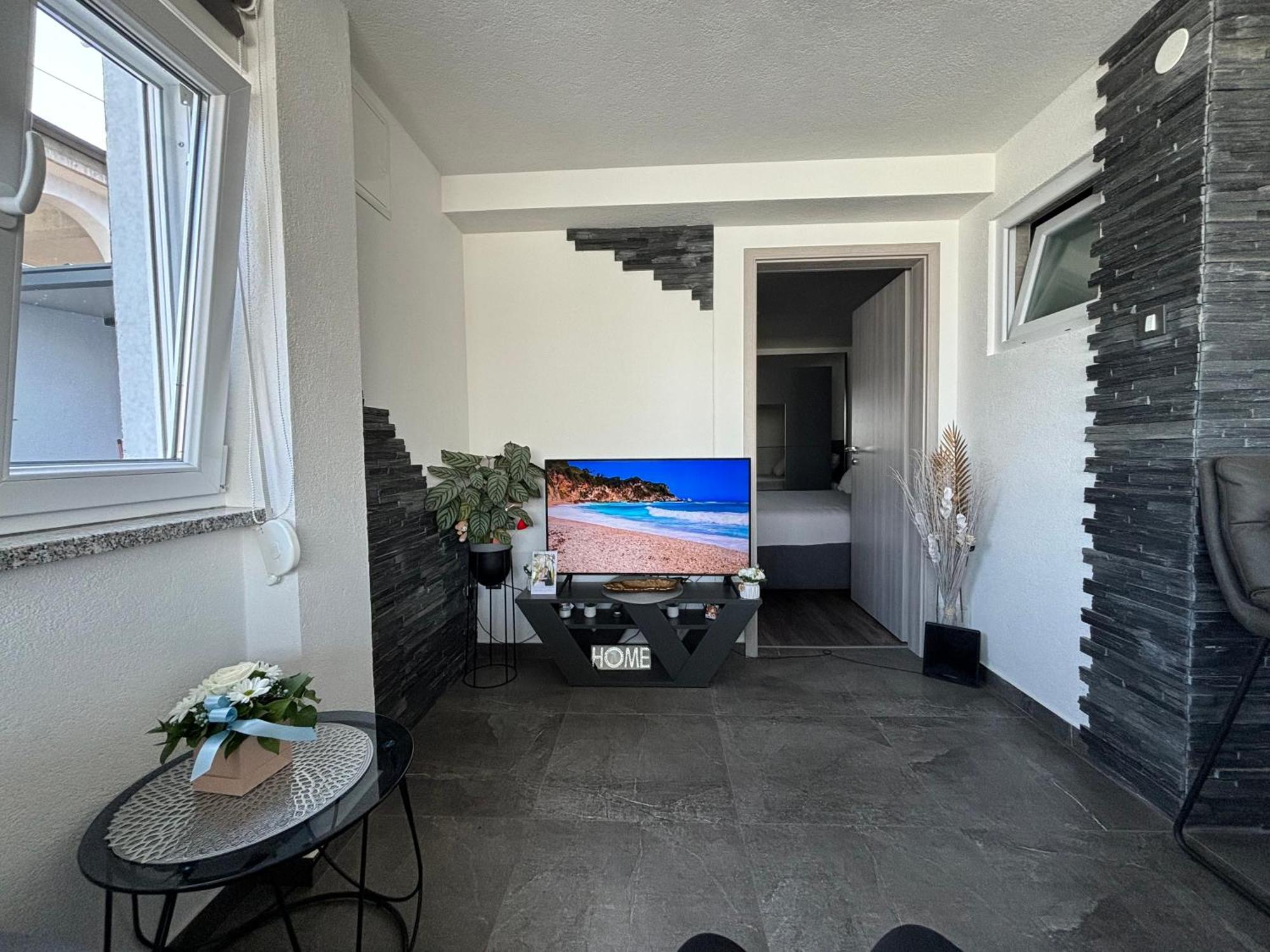 Studio Apartman "Valentina" Zengg Szoba fotó